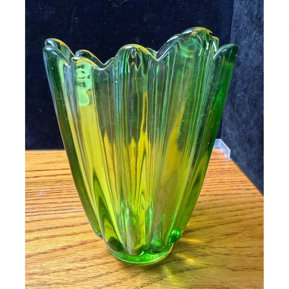 N/A vibrant green